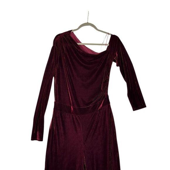 Reiss Ella Red One Shoulder Velvet Jumpsuit | Size 8 - Picture 5 of 8
